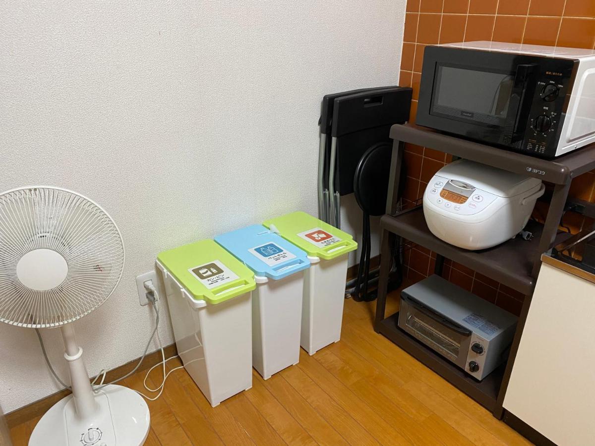 Отель Kix House Waraku III 和楽三号館 Идзумисано Экстерьер фото