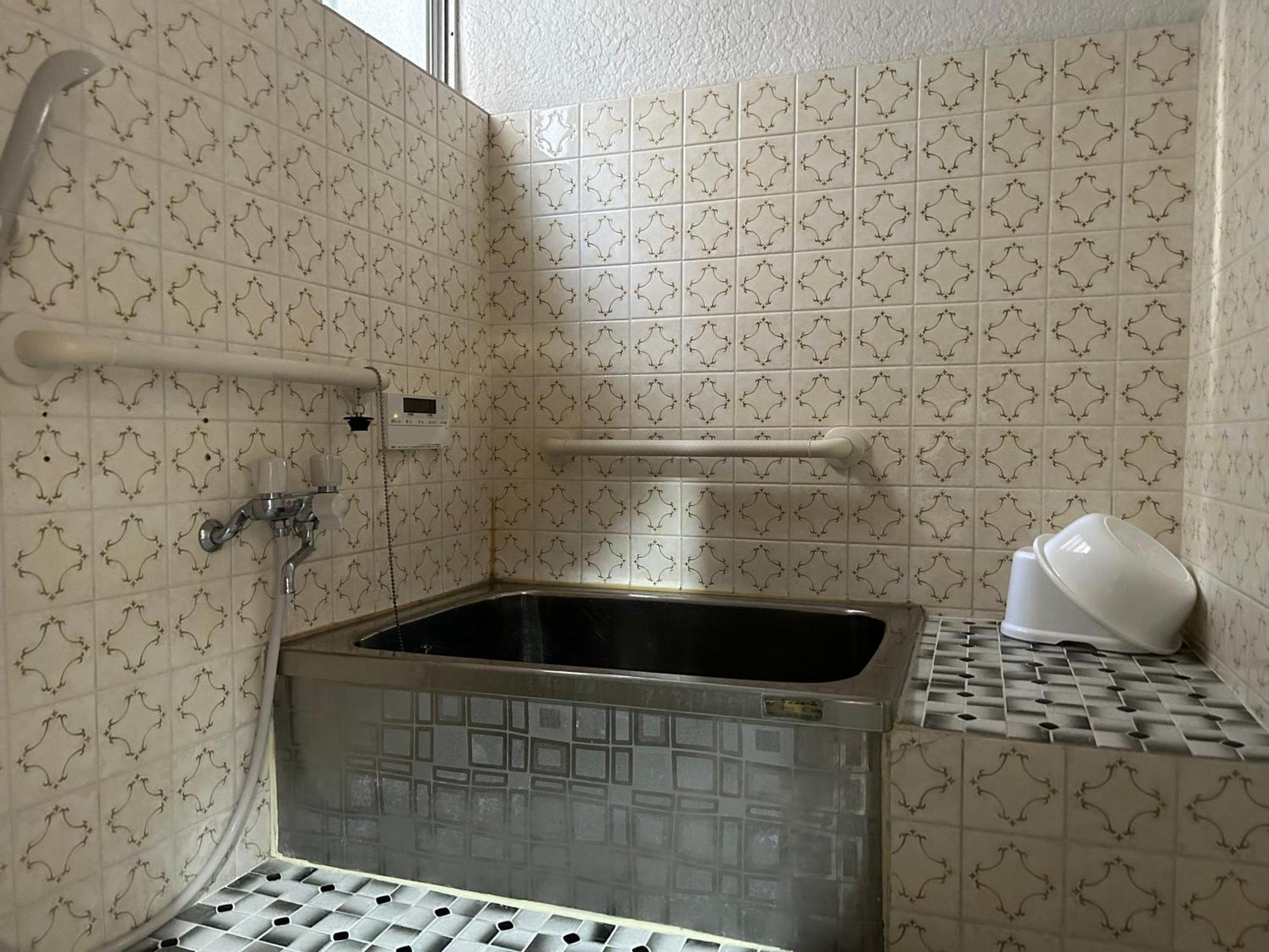 Отель Kix House Waraku III 和楽三号館 Идзумисано Экстерьер фото